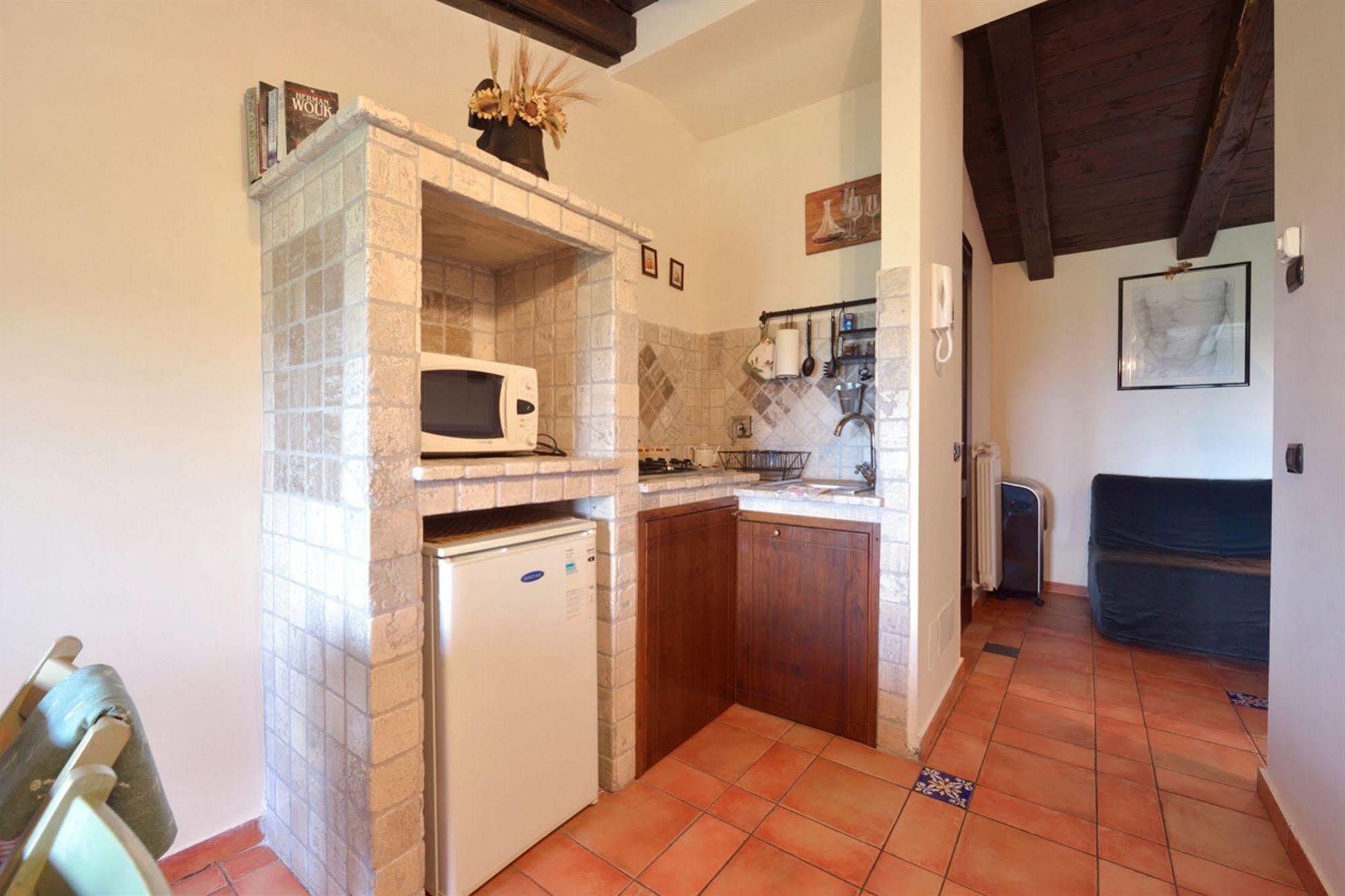 Aparthotel Il Casale Delle Ginestre Castel San Pietro Romano Zewnętrze zdjęcie